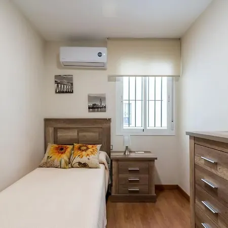 Miraflores Luxury Апартаменты *